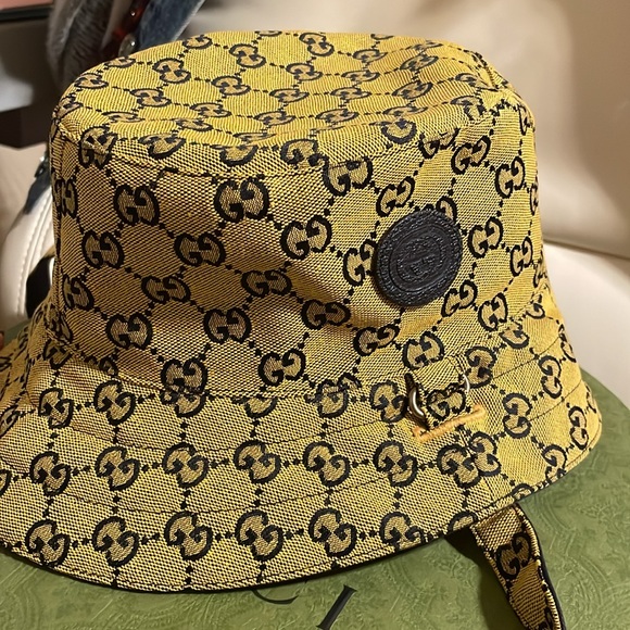 Brand new Gucci bucket hat - Picture 2 of 7
